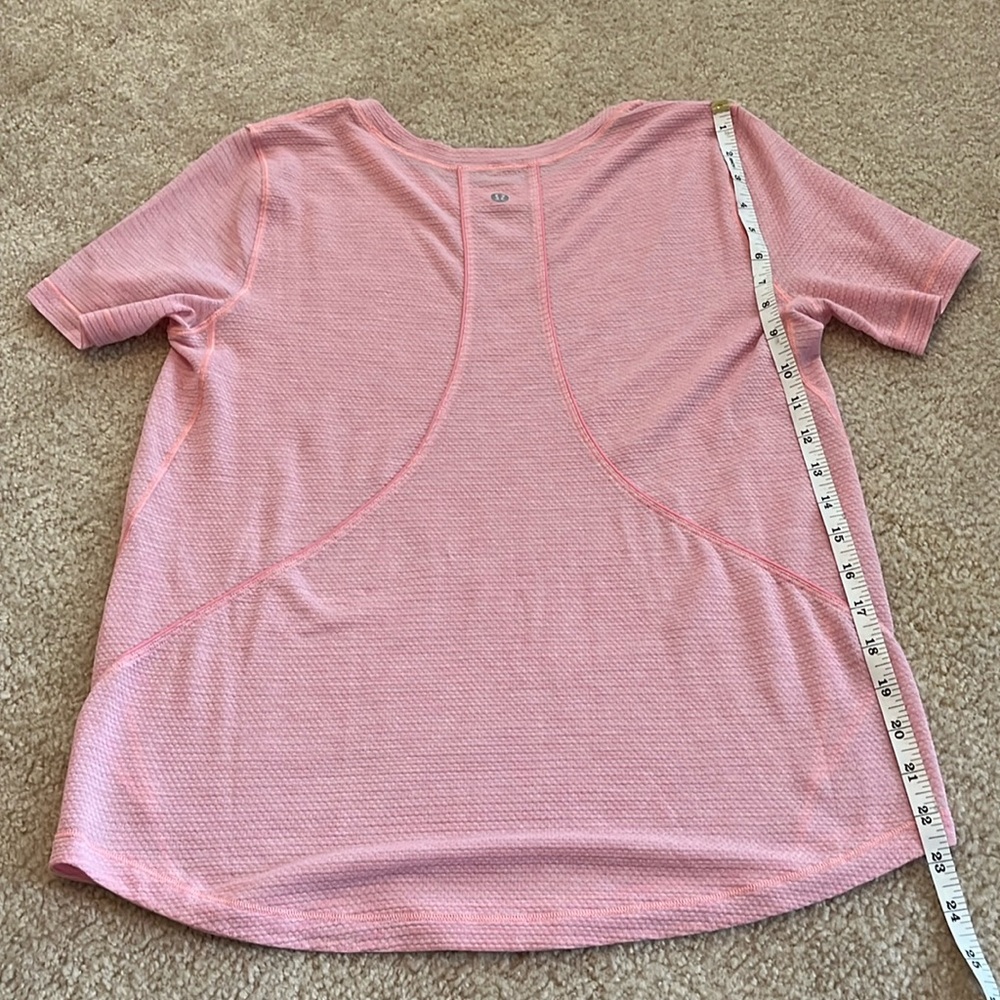 Lululemon M top